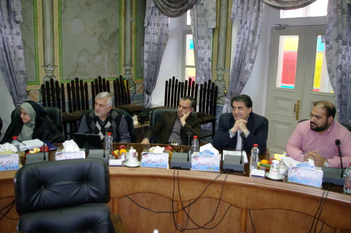 از راست نفر دوم مظفر نیکومنش نودهی، محمدحسین واثق کارگرنیا، محمود باقری خطیبانی و فاطمه قدیمی